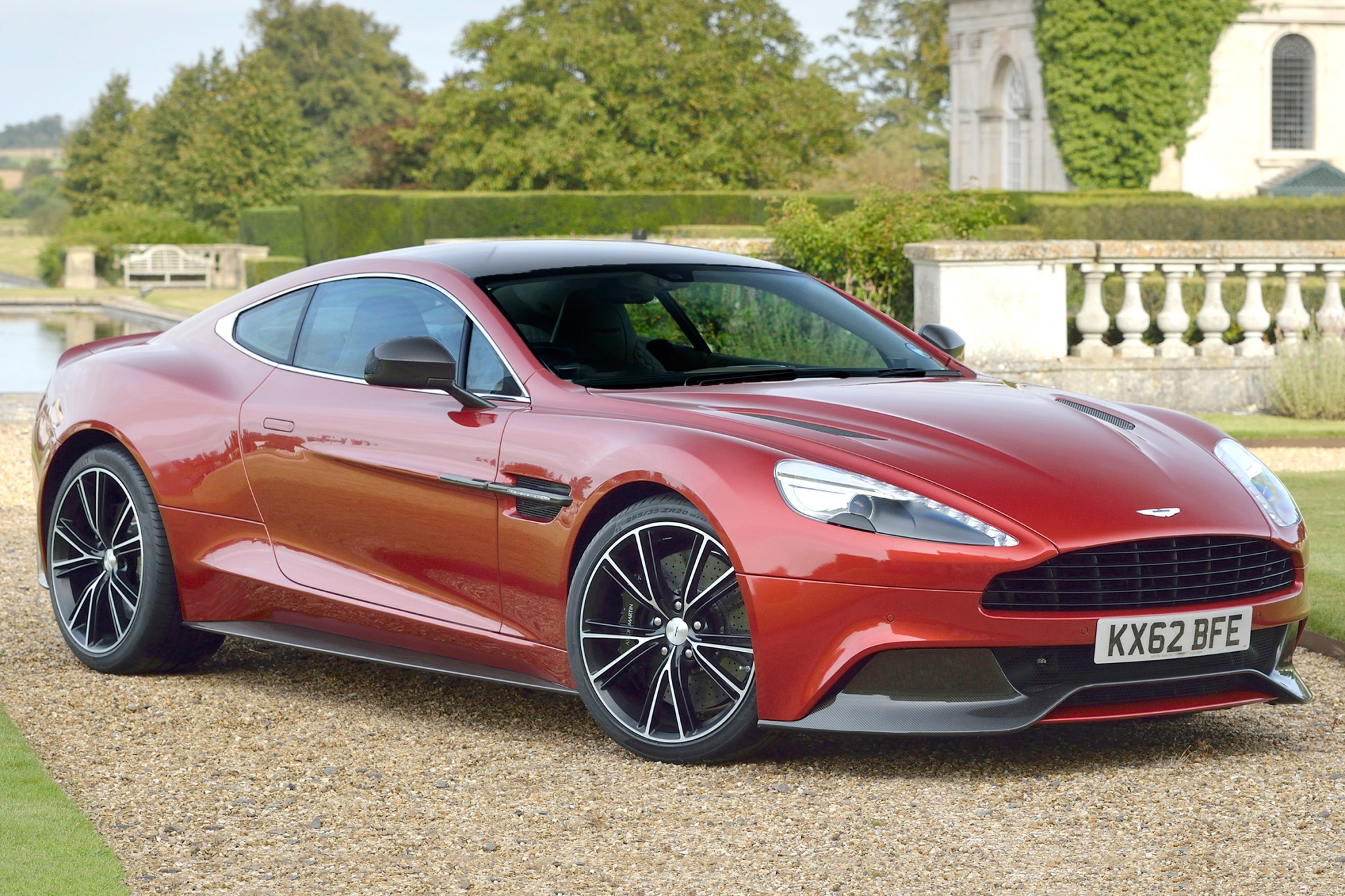 Luxury Redefined: The Aston Martin Vanquish 2015